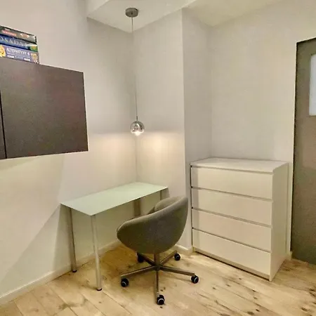 Stylowy Apartament Morska Z Balkonem Гдыня